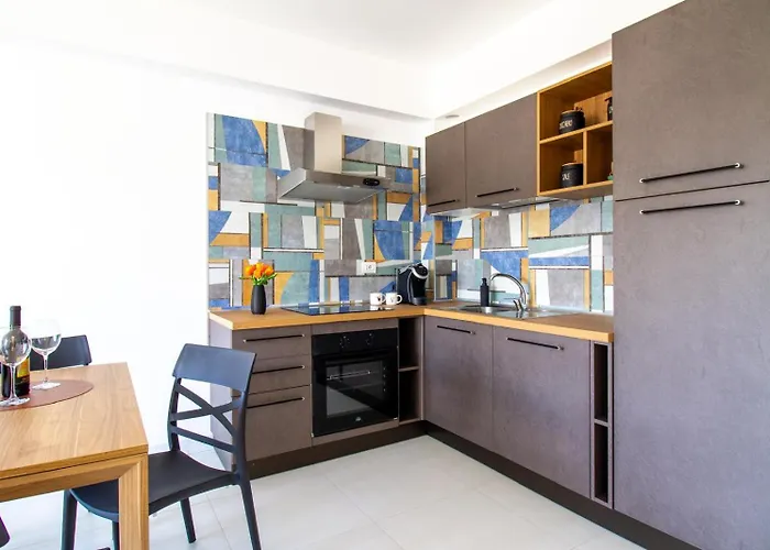 Suite Pomezia
